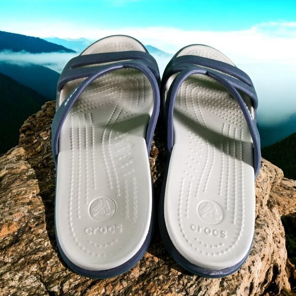 Crocs Women's 9 Blue Slip On Comfort Sandals Shoes 12441 - Picture 5 of 8